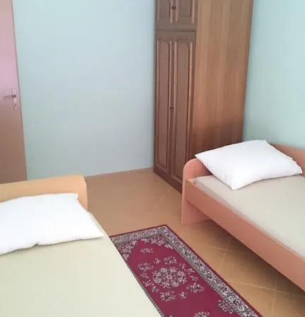 شقة Adria Ivanica *